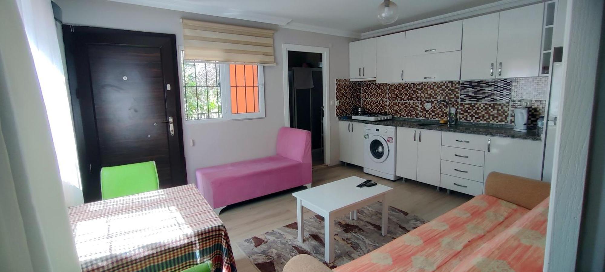 Cileks Apart Otel Fethiye Esterno foto
