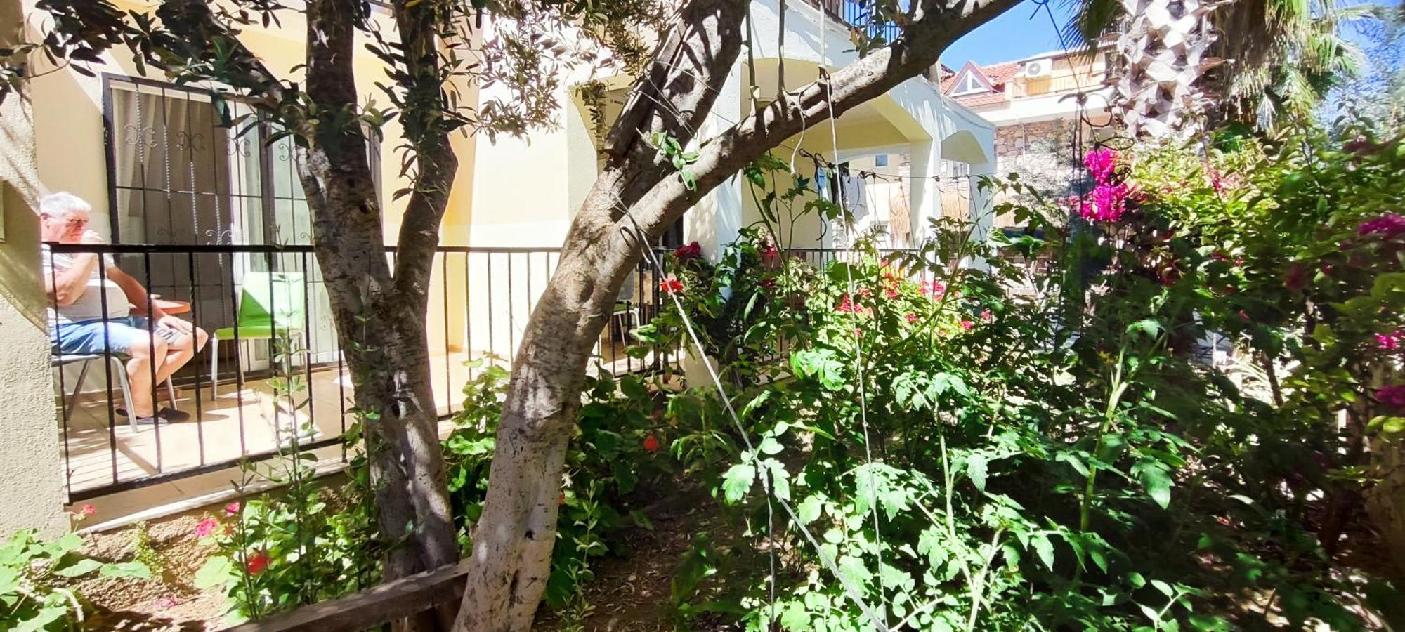 Cileks Apart Otel Fethiye Esterno foto