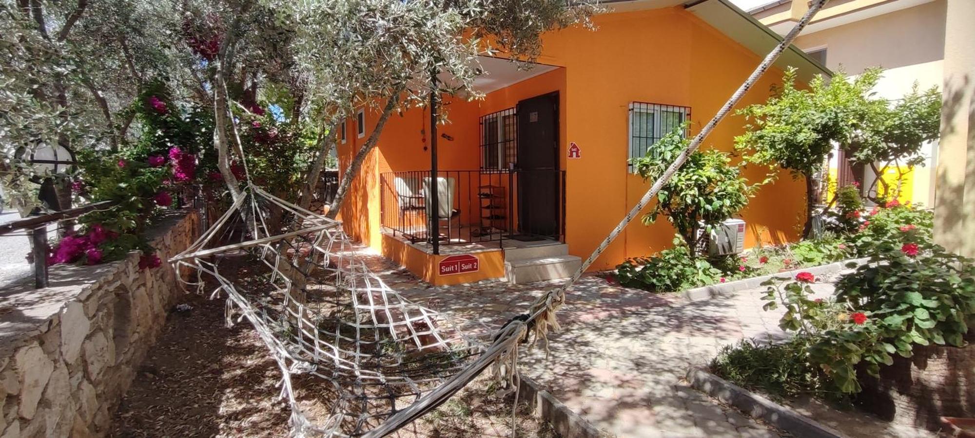 Cileks Apart Otel Fethiye Esterno foto