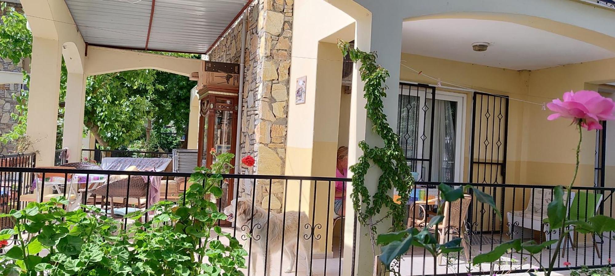 Cileks Apart Otel Fethiye Esterno foto