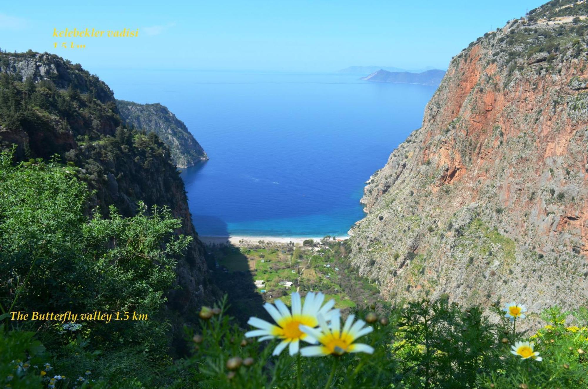 Cileks Apart Otel Fethiye Esterno foto